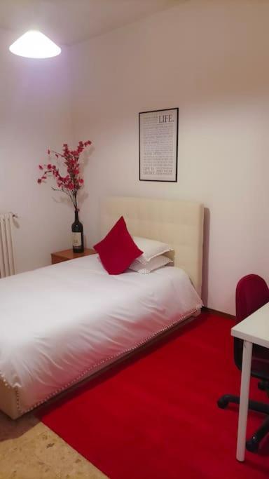Unique & Beautiful Bedroom In Central Of Florença Exterior foto